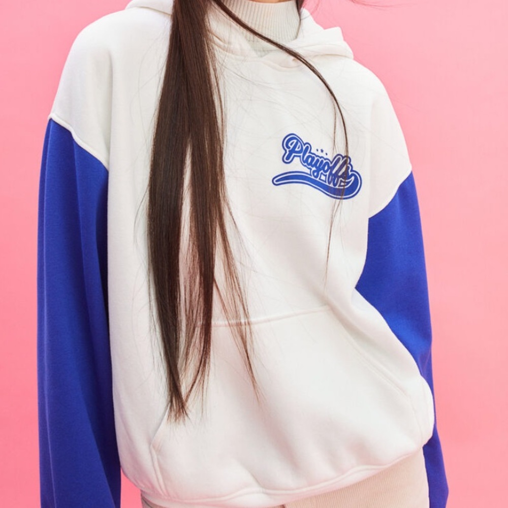 H&M Playoffs Vintage White and Blue Hoodie